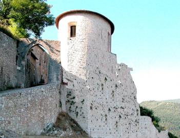 Porta delle Monache e Chiesa S. Caterina